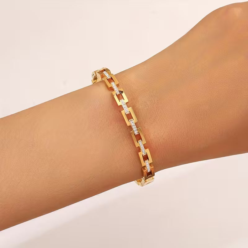 Bracelet élégant en acier inoxydable