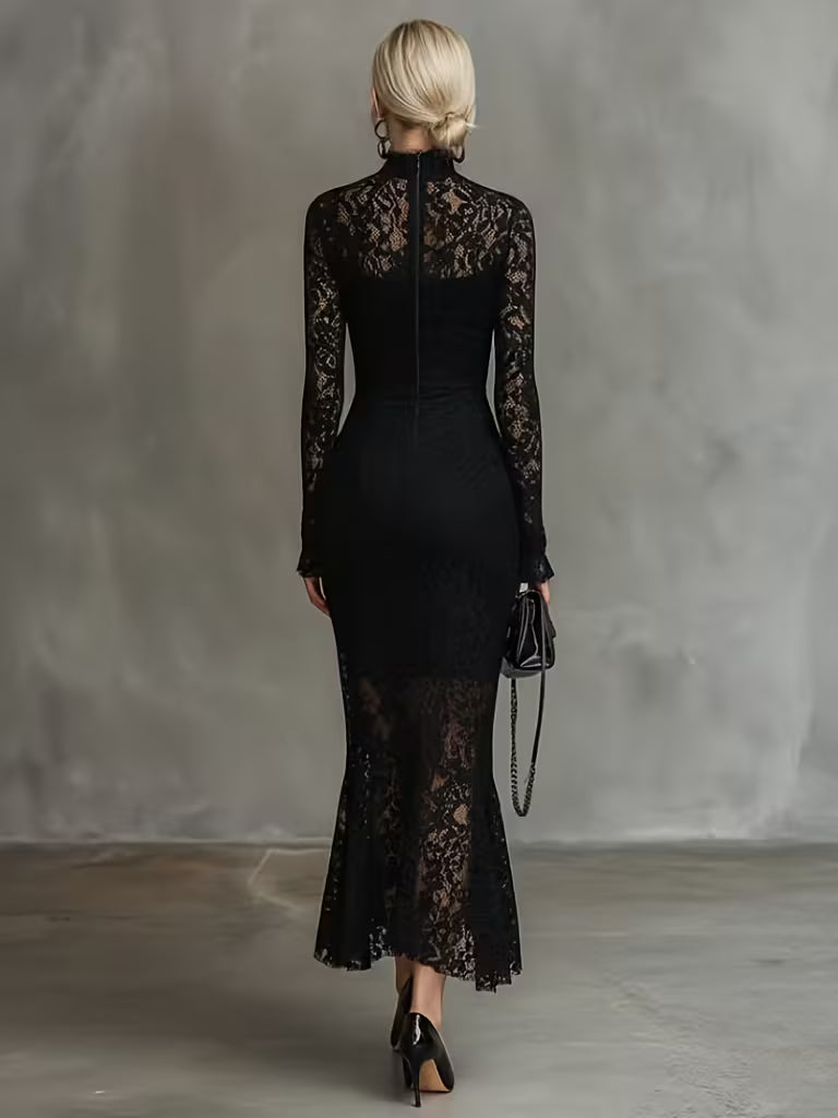 Robe de soirée en dentelle noire