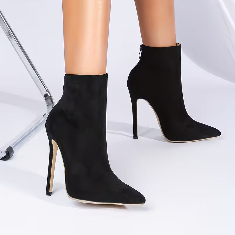 Bottines Noires à Talons Hauts