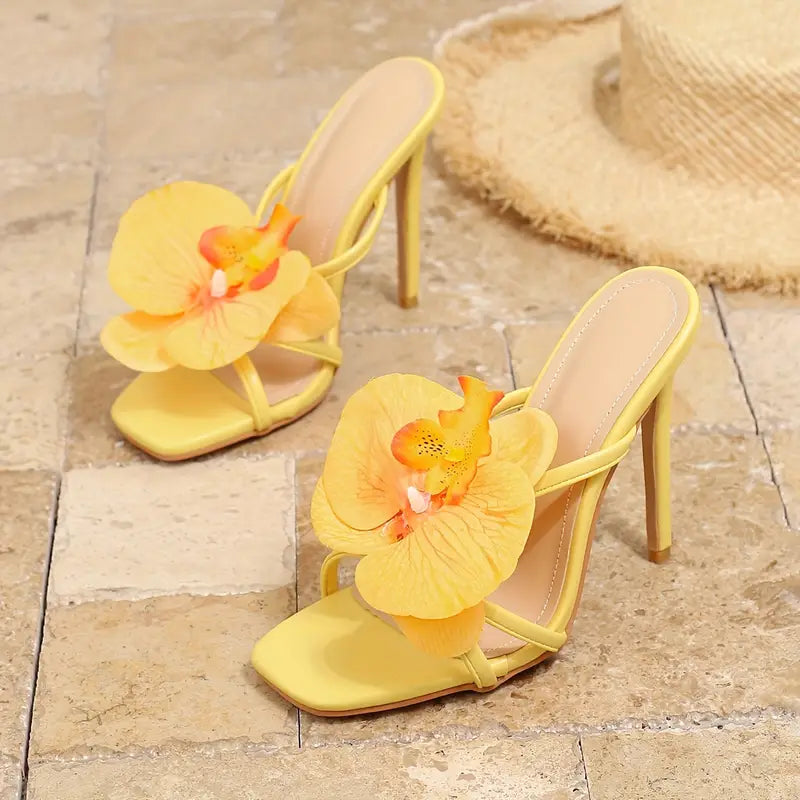 Sandales hautes à bouton de fleurs femme